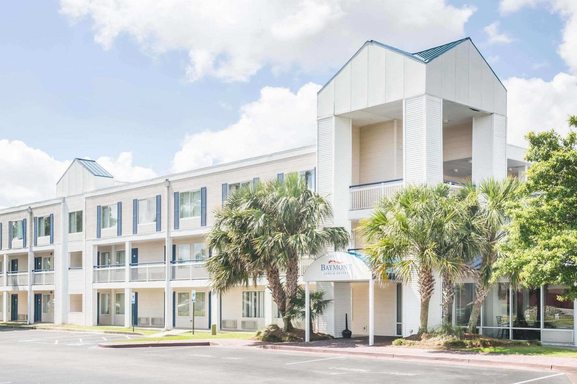 Baymont By Wyndham Wilmington Hotel Luaran gambar