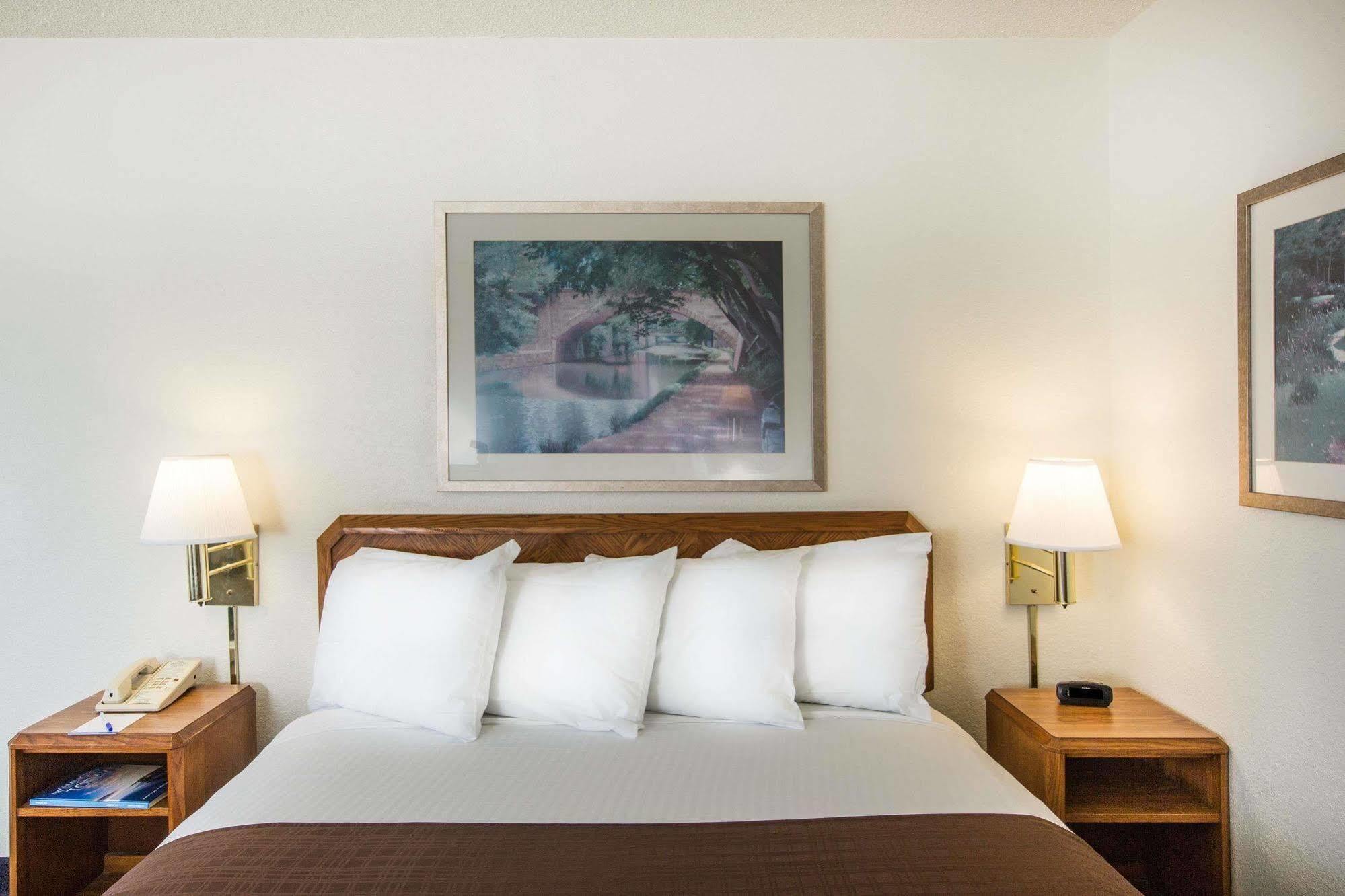 Baymont By Wyndham Wilmington Hotel Luaran gambar