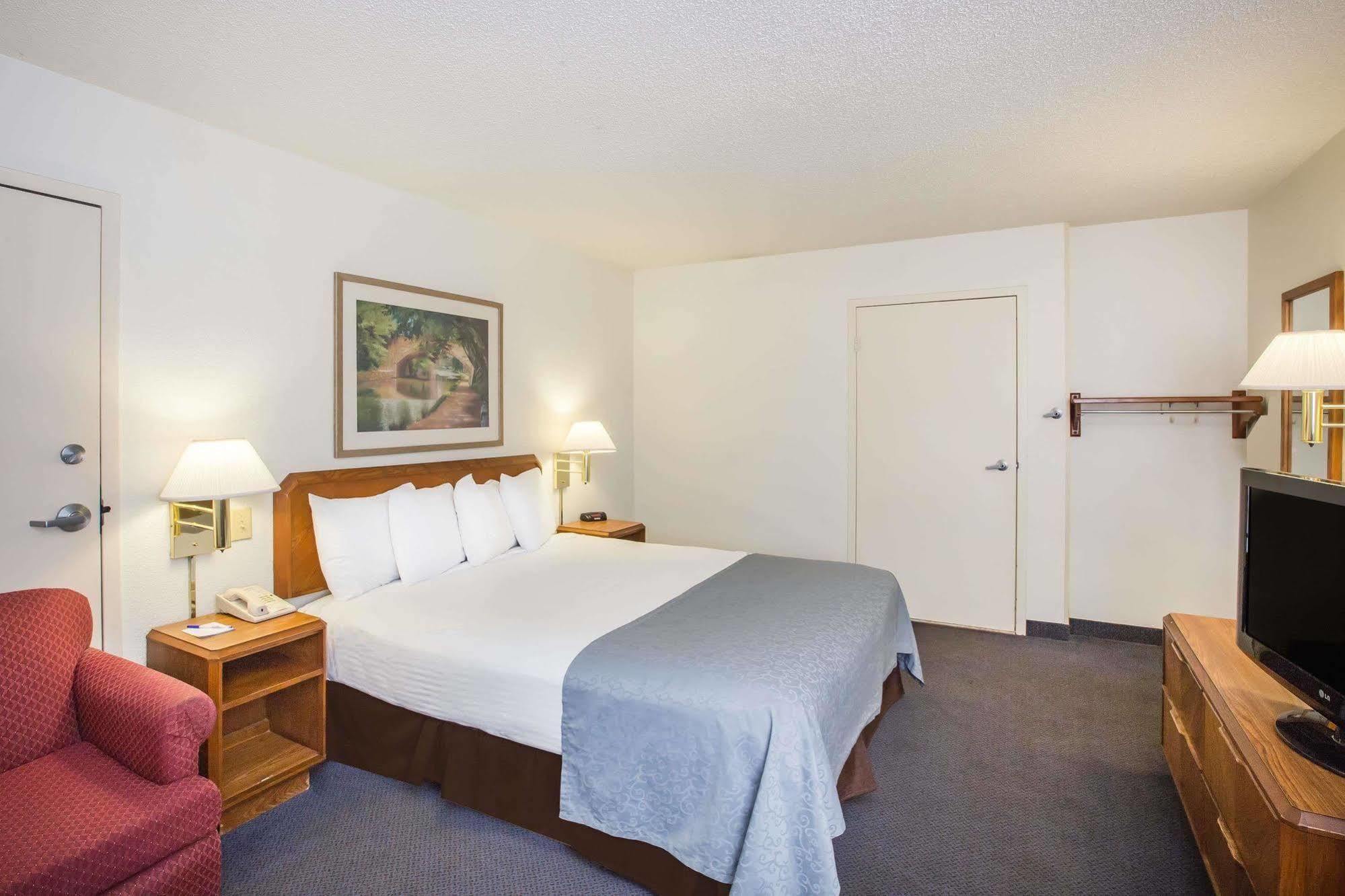 Baymont By Wyndham Wilmington Hotel Luaran gambar
